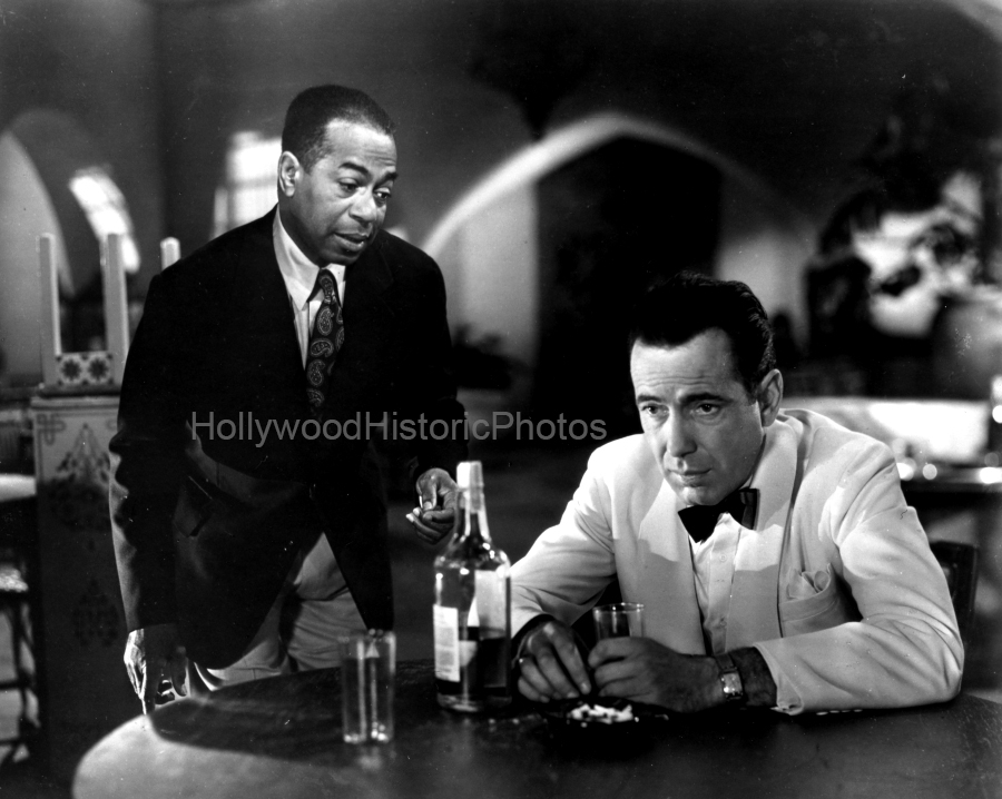 Humphrey Bogart 1942 1 Casablanca with Dooley Wilson WM.jpg